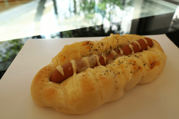 Frankfurter Sausage Bread